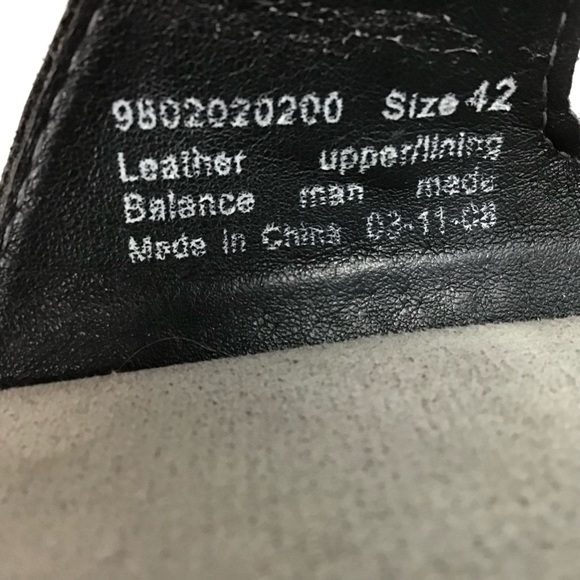 Dansko Black Leather Sela Pull Up Slide Sandal - Picture 11 of 15